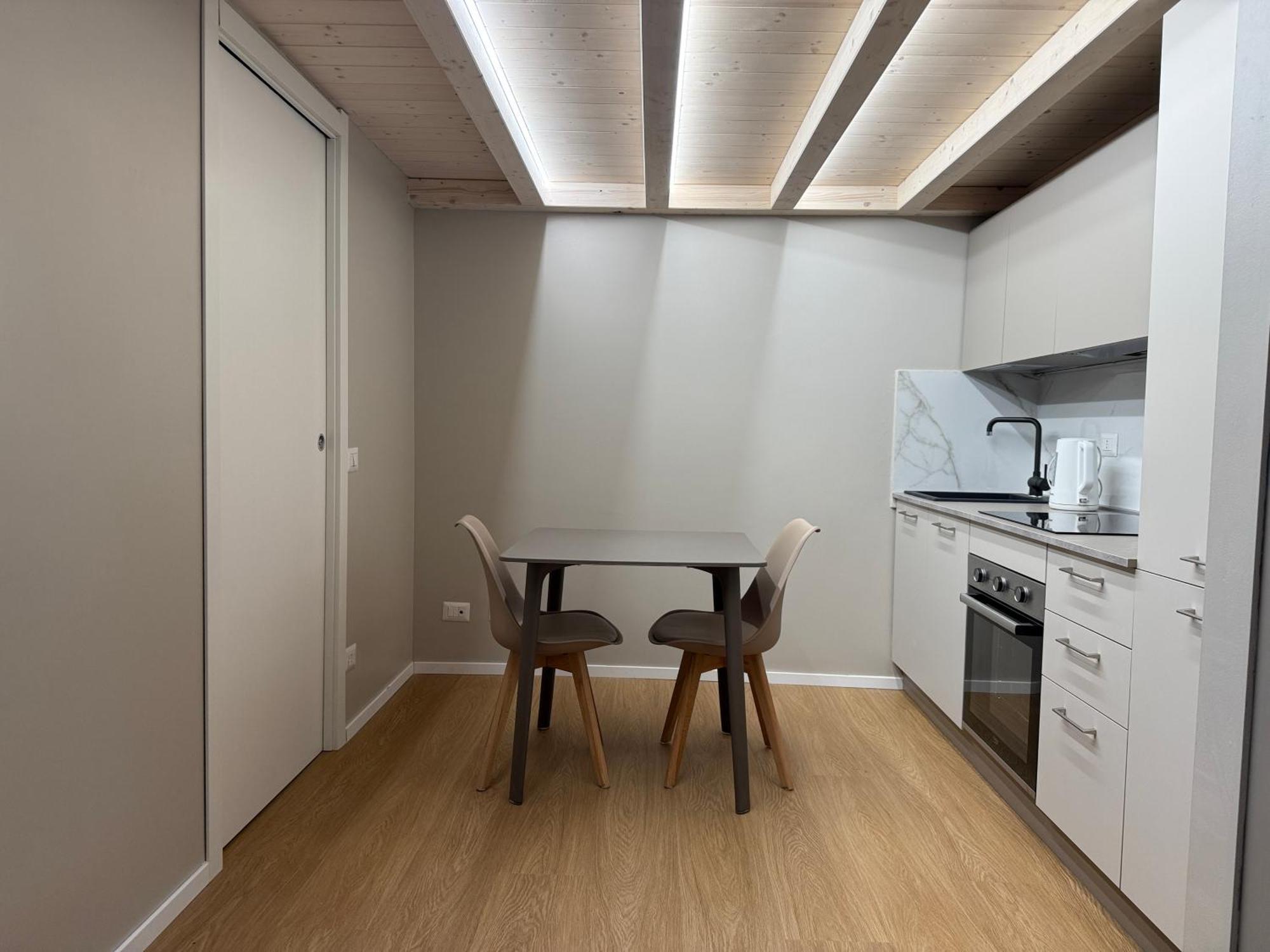 Comecasa Incantevole Loft In Bocconi, Milan